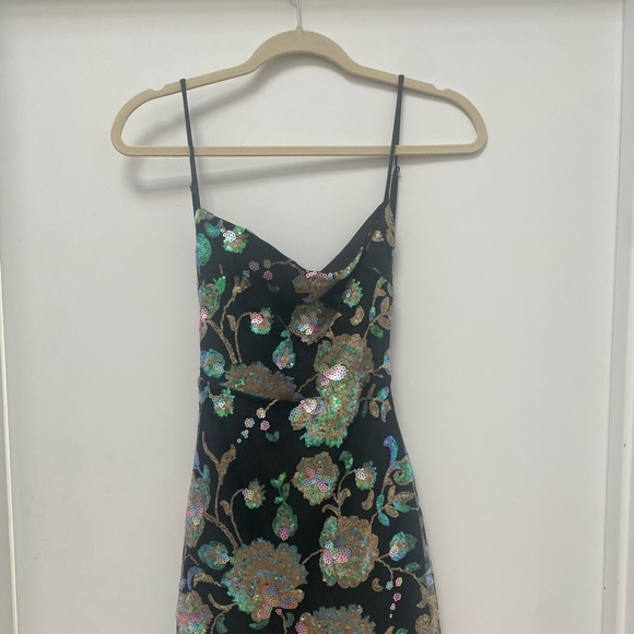 Sequin black mini dress backless - Picture 3 of 5